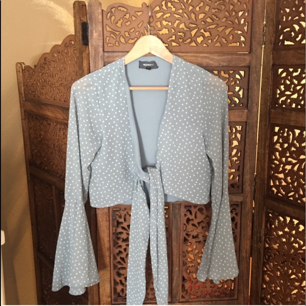 Beautiful crop top, blue 4SI3NNA, white polka dot, front tie